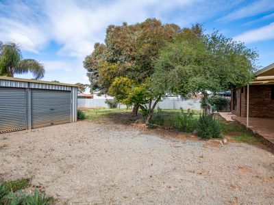 15 Robertson Street, West Lamington