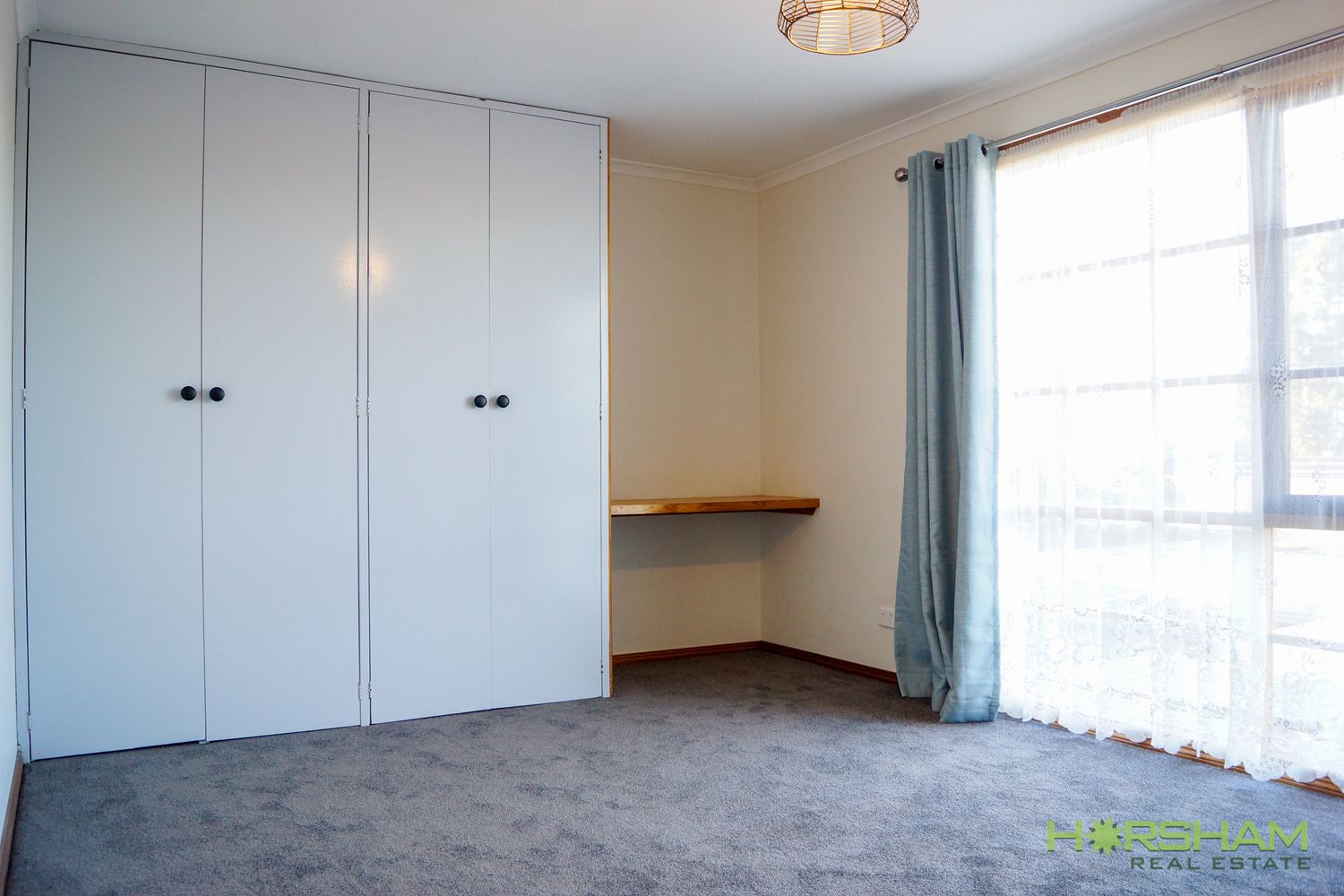 3 Birch Avenue, Horsham