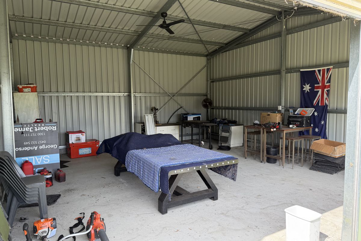 2 Curlew Court, Poona