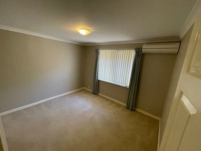 57 Kippilaw Loop, Carramar