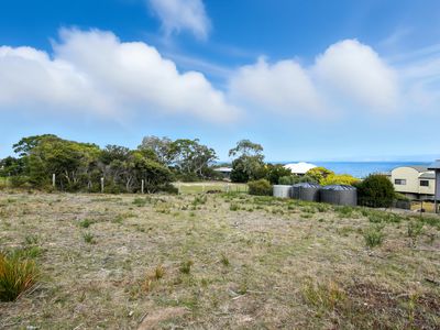 7 Meika Place, Coles Bay
