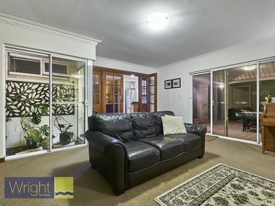 15 Penguin Street, Dianella