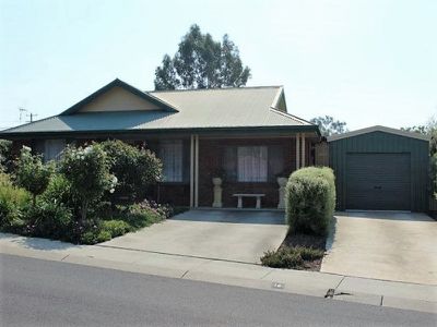 18 Peace Street, Kangaroo Flat