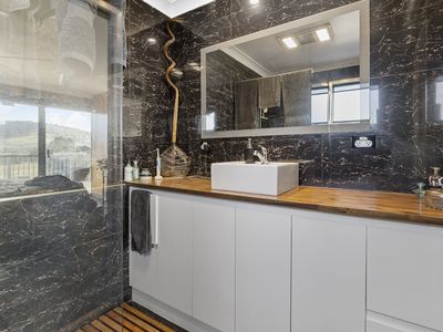 4 Rowe Street, Brighton