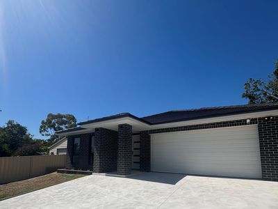 31a Croudace Road, Elermore Vale