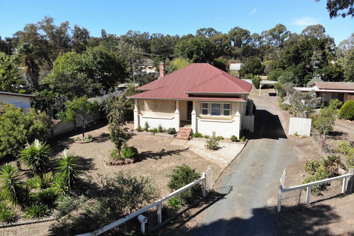 12 Dunn Street, Rushworth