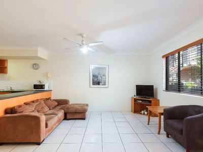 280 Olsen Avenue, Parkwood