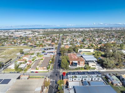 1 / 77 Hampshire Road, Sunshine