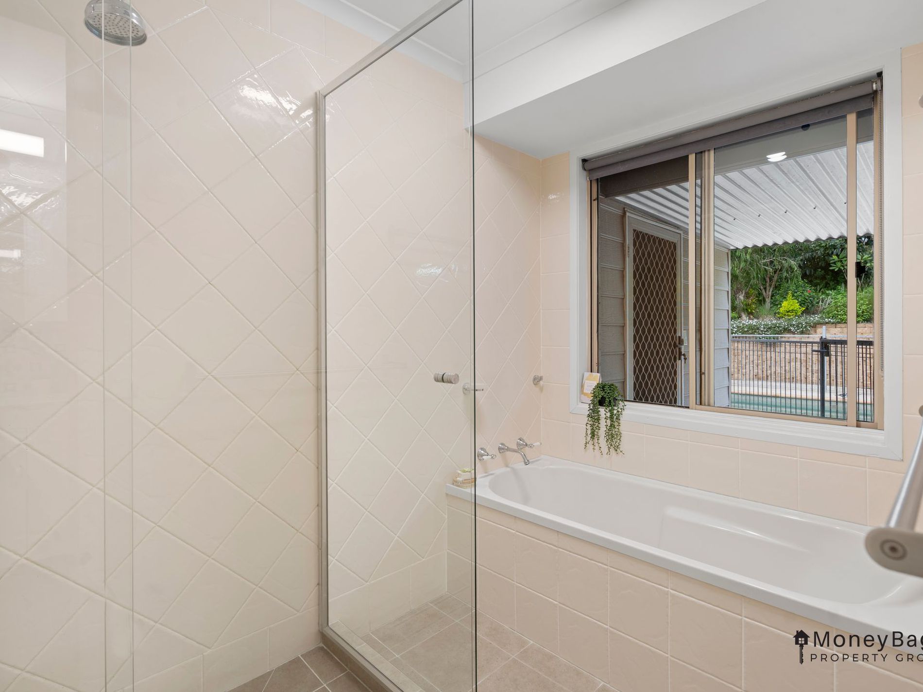 139-147 Brushwood Crescent, Cedar Grove