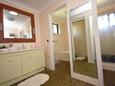 8 Page Avenue, Dubbo