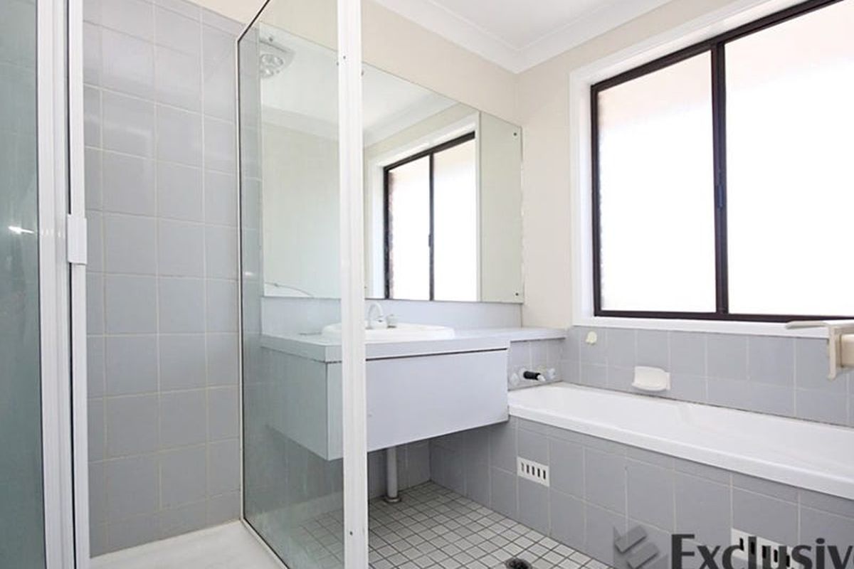 31 Nirranda Street, Concord West