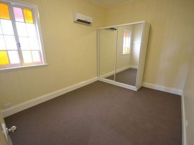 2/28 Heidelberg Street, East Brisbane