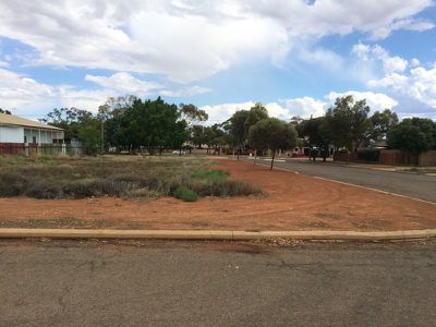 12 Piccadilly, Kalgoorlie