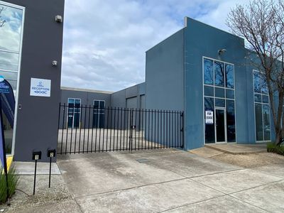 3 / 3 Hammer Court, Hoppers Crossing