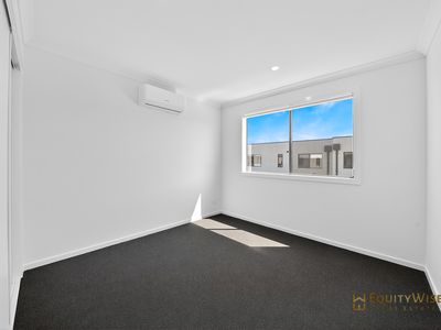 14 Attraction Way, Mambourin