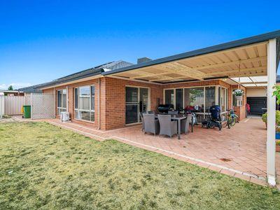 24 Gundaring Turn, Canning Vale
