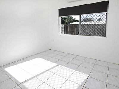 6 Mcrobbs Close, Edmonton