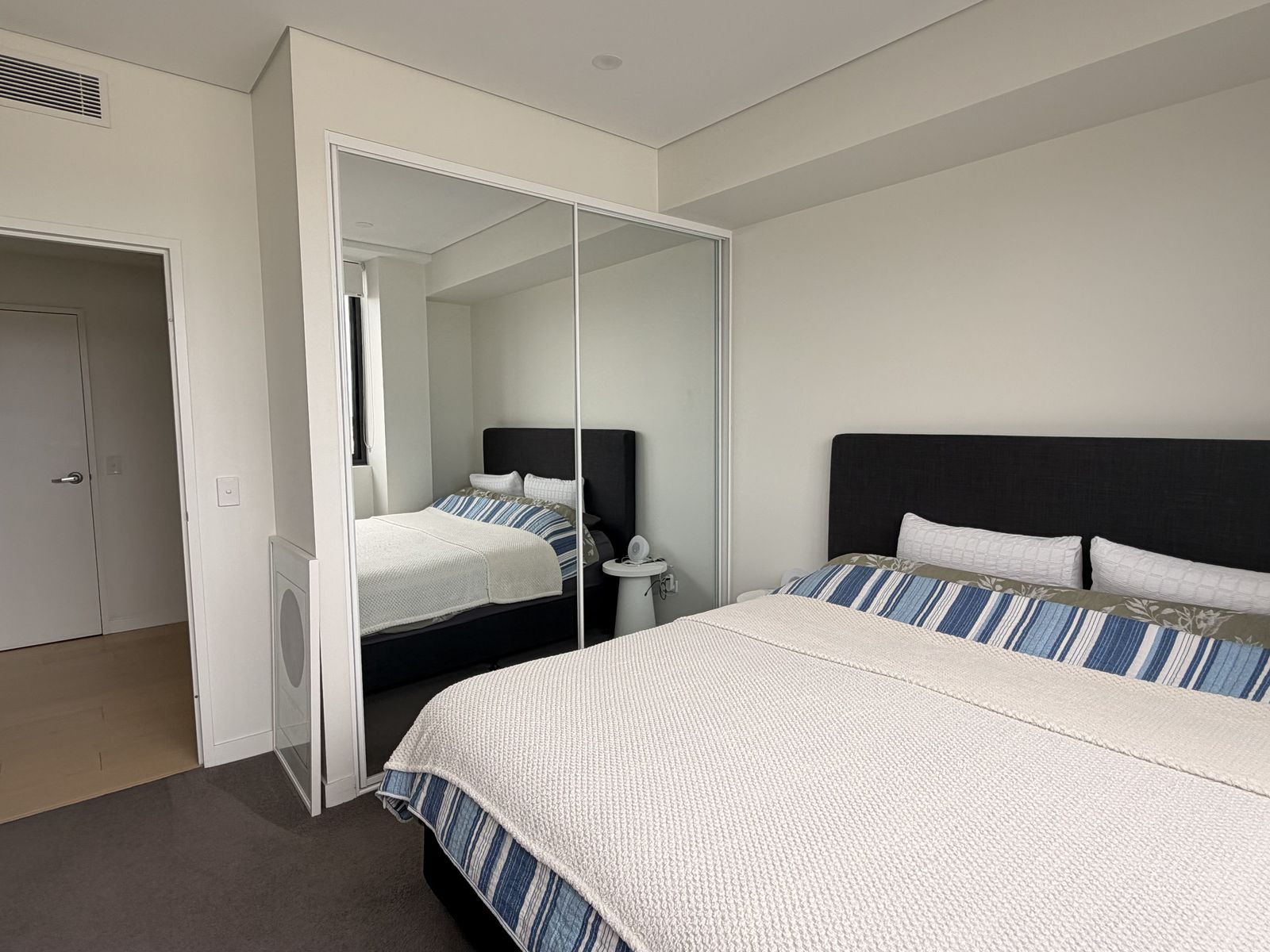 205 / 290 Keira Street, Wollongong