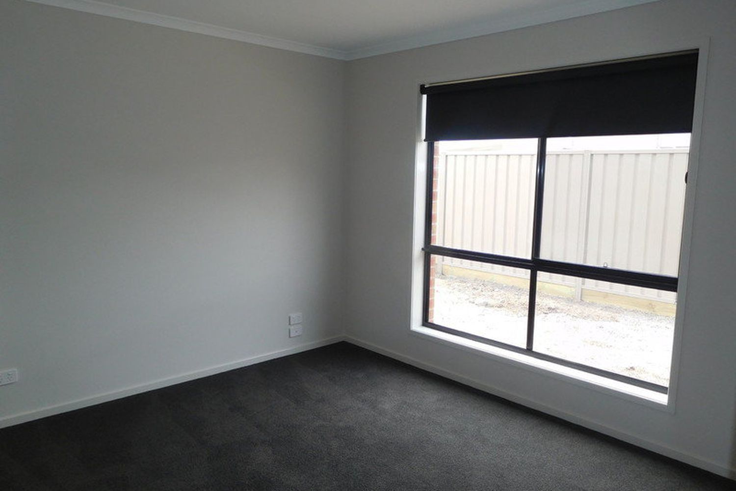 1 / 40 Vine Avenue, Horsham