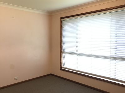 1 / 24 Lagoon Street, Barrack Heights