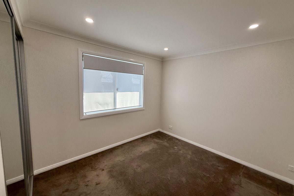 4A Lisa Crescent, Castle Hill