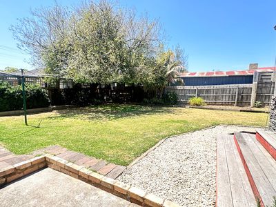 5 Primula Street, Blackburn North