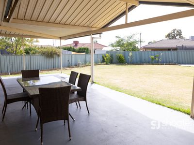 10 Tulloch Place, Dubbo