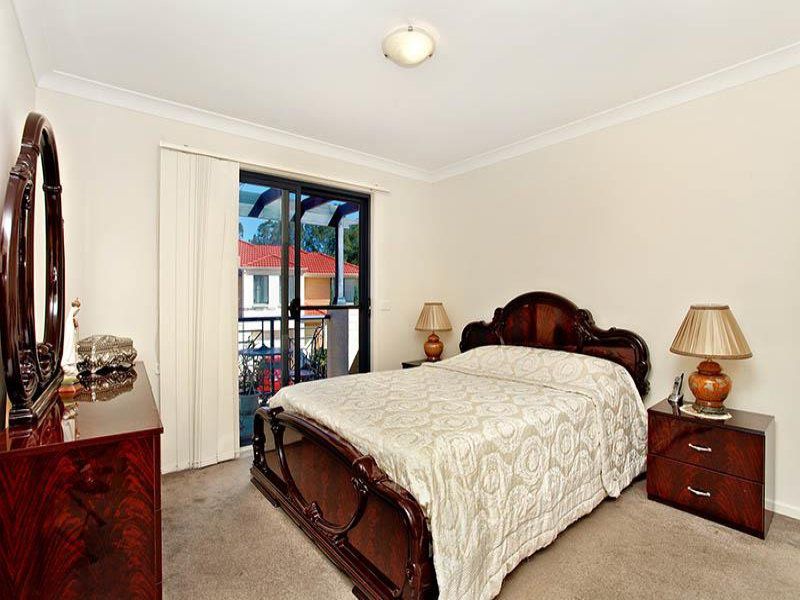 67 Coffs Harbour Ave, Hoxton Park
