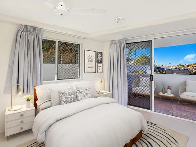 1 / 88-90 River Esplanade, Mooloolaba