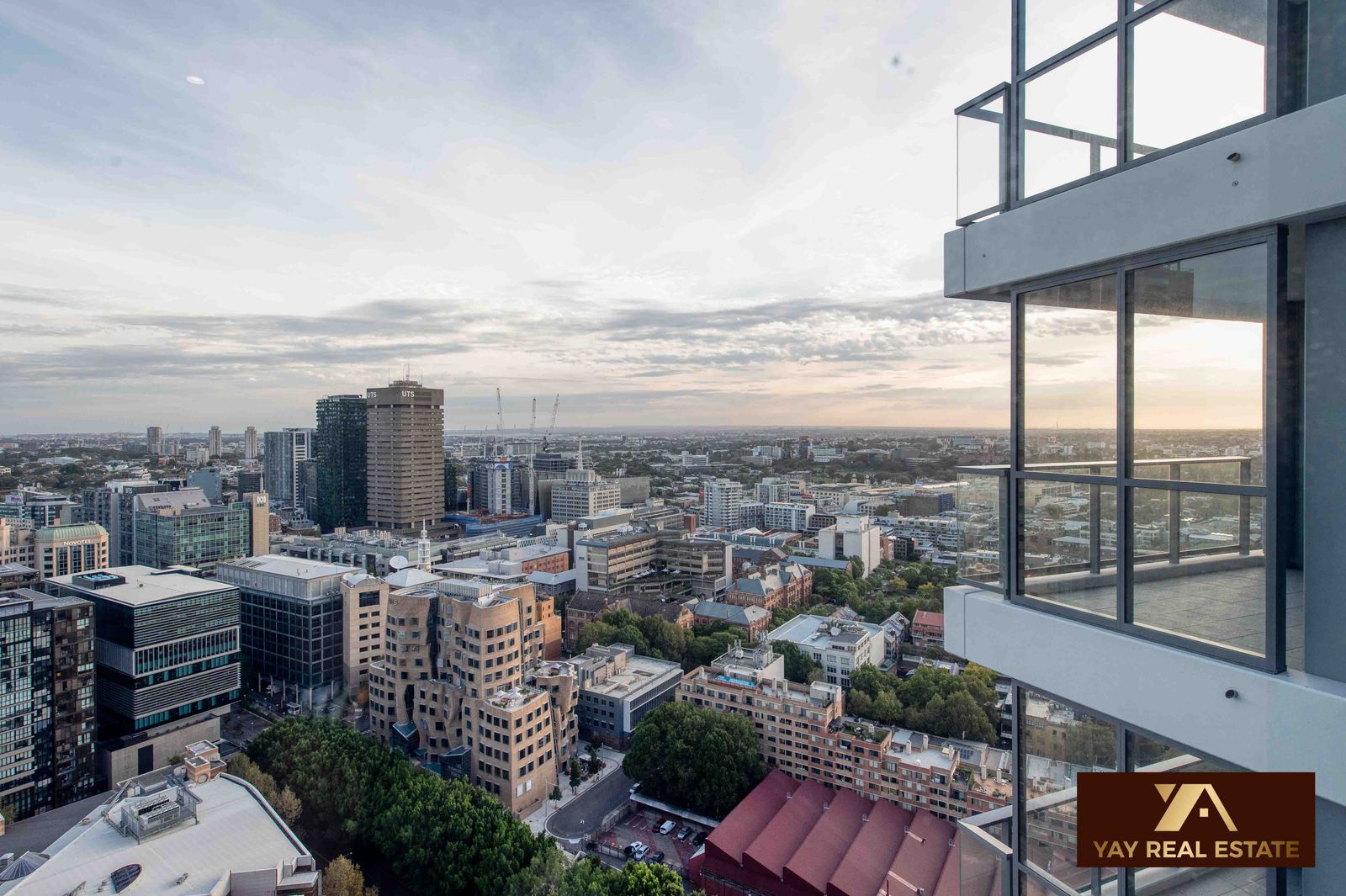 3328 / 65 Tumbalong Boulevard, HAYMARKET
