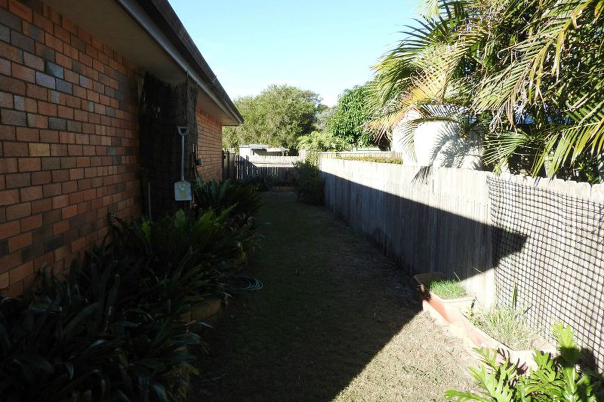 2 / 10 Mayers Drive, Tuncurry