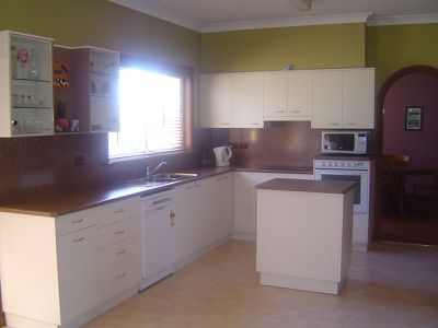 10 Beveridge Cres, Dubbo
