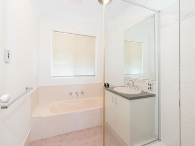 64A Moolyeen Road, Brentwood