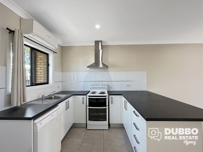 1 / 15 Samuels Street , Dubbo