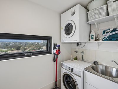 807 / 2 Oldfield Street, Burswood