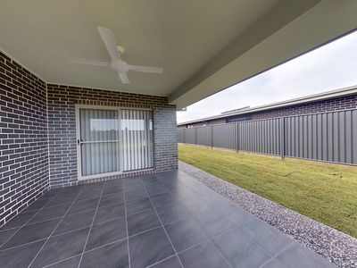 47 Waterway Crescent, Dubbo