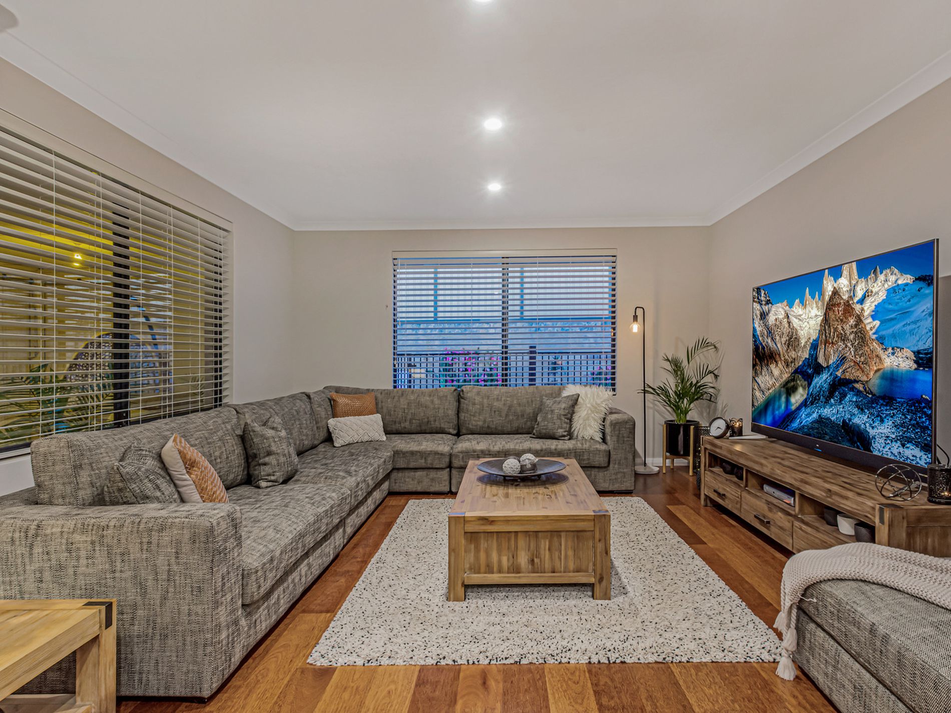 184 Lagoon Drive, Yanchep