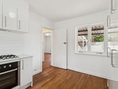 11 Jennings Way, Lockridge