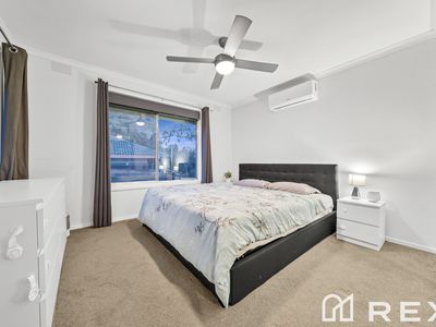 164 James Cook Drive, Endeavour Hills