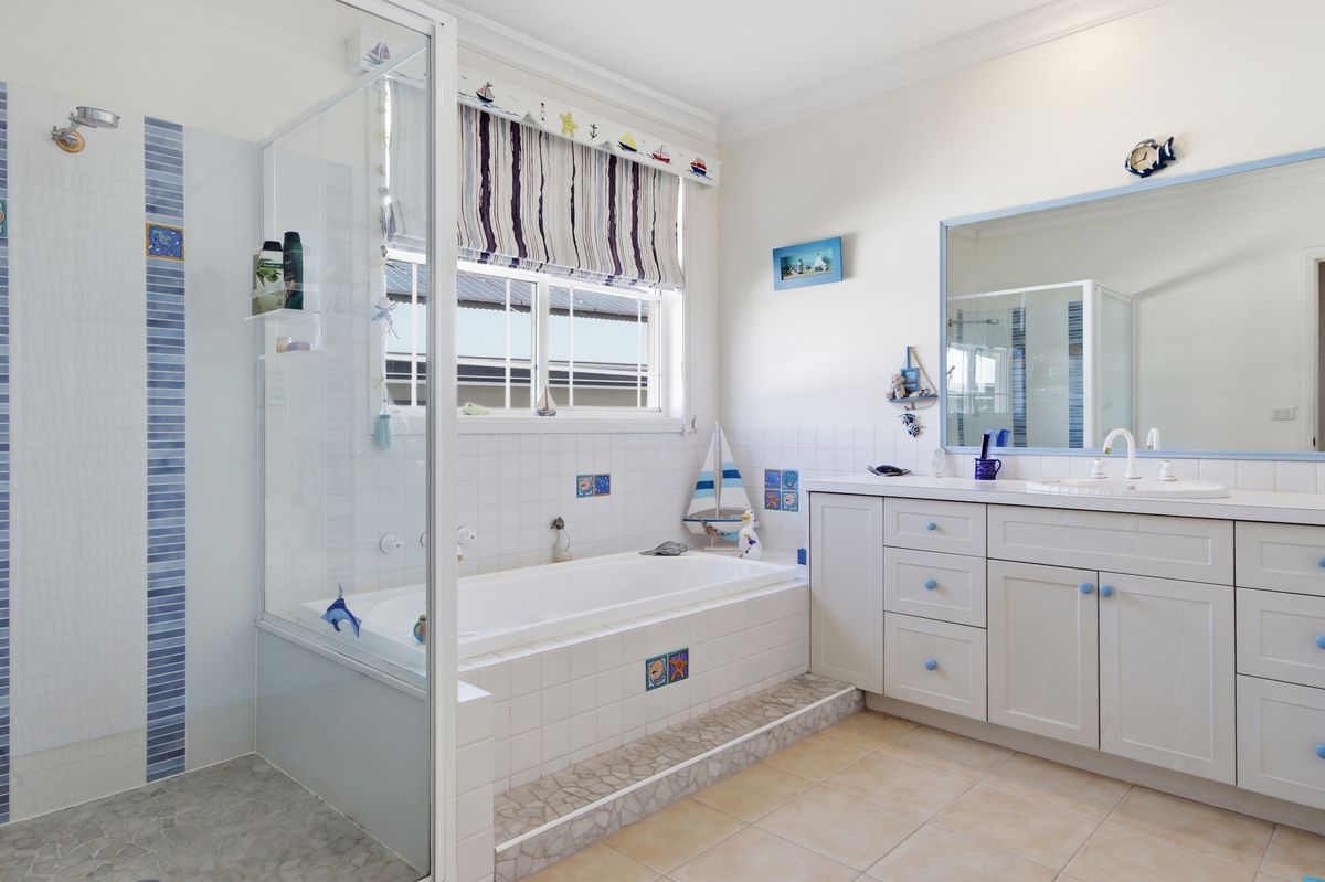 5 Lonsdale Parade, Dalmeny