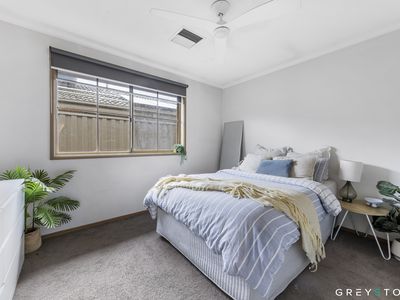 6 Helen Court, Melton West