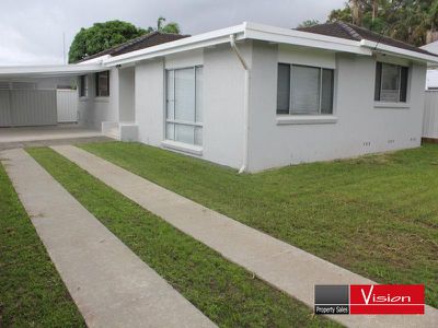 27 Dalgety Street, Woolgoolga