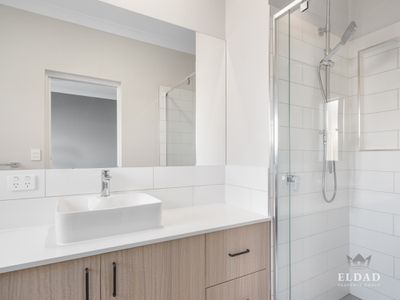 1 / 24 Regina St, Coomera