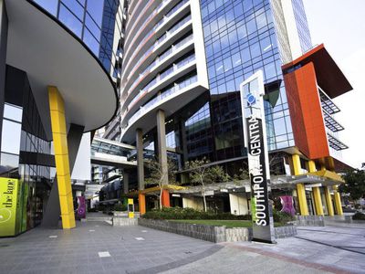 30910 / 27 Garden Street, Southport