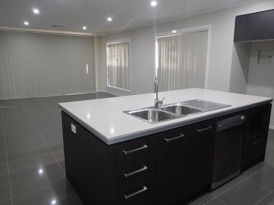 5 Myer Way, Oran Park