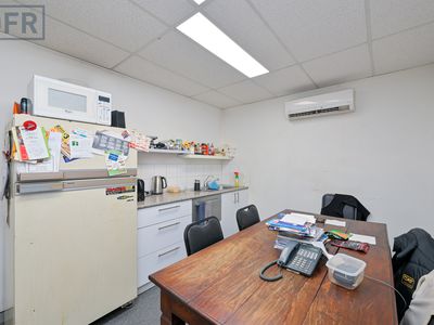 1 / 30 Hammond Road, Cockburn Central