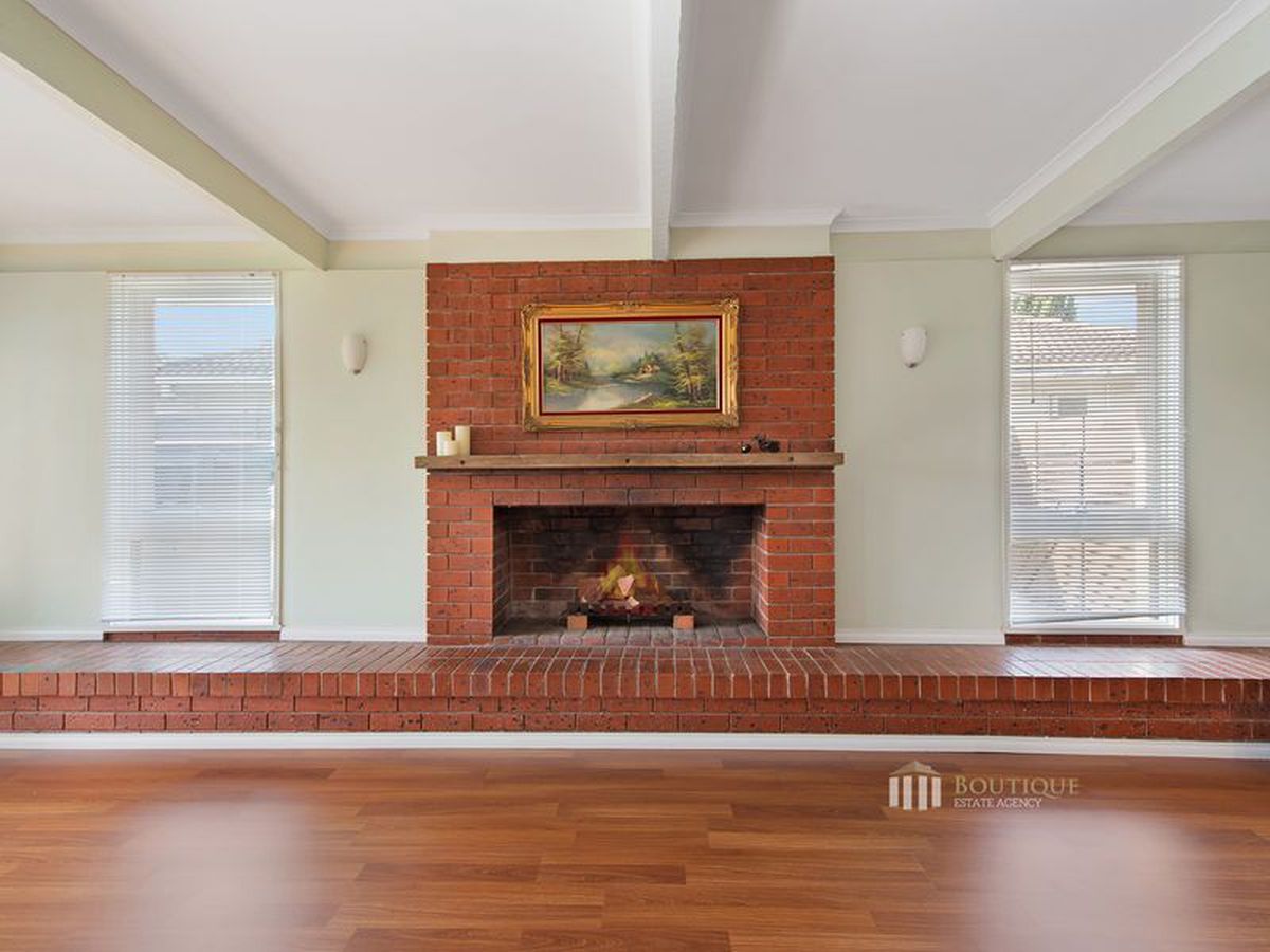 92 Somerset Drive, Dandenong North