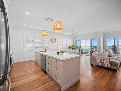 9 Shores Crescent, Diamond Beach