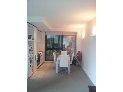 202 / 470 St Kilda Road, Melbourne