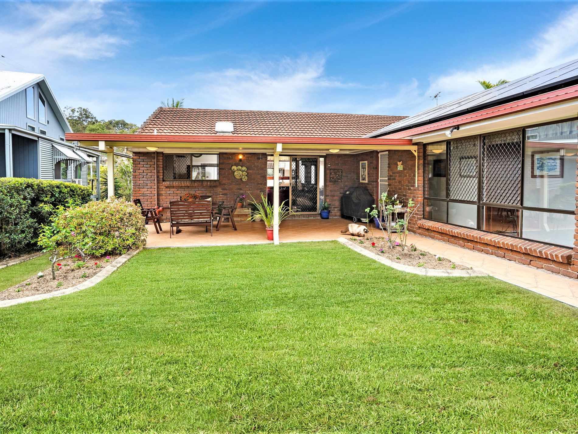 9 BelAir Court, Ferny Hills Waterfront Properties Redcliffe